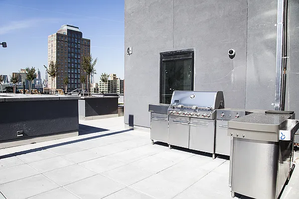 Rented by Julianna Realty Corp | media 7