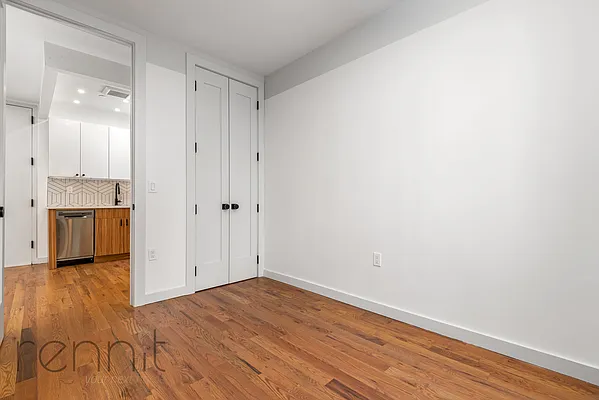 Rented by Rennit Inc. | media 9