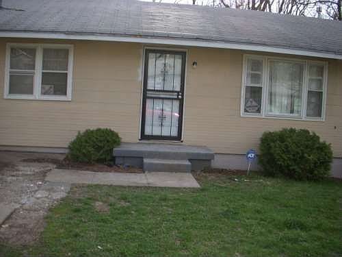 1st image of 7211 Bales Ave