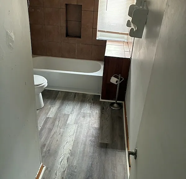 201 Atwood Ave — Photo 3