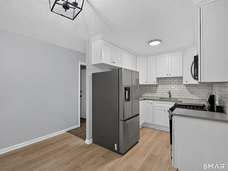 41 Admiral St #1 — Photo 21
