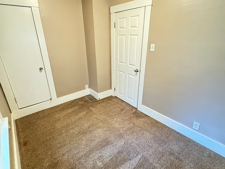3840 W St #1 — Photo 11