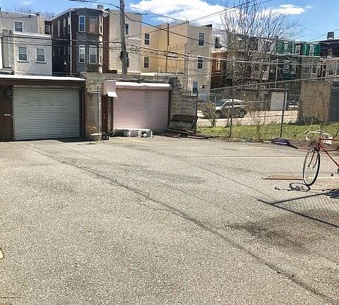 5th image of 2239 N Broad St APT 204