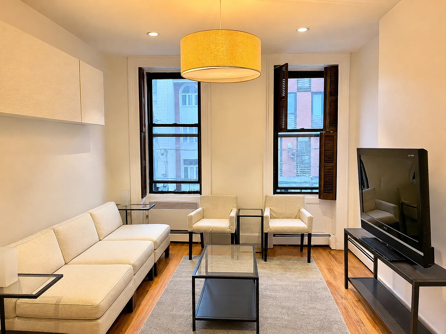 1 bed, 750 sqft, $3,100 — Photo 3