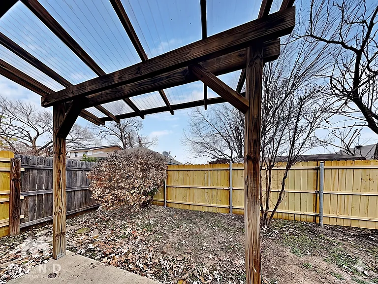 6708 Oriole Ct — Photo 15
