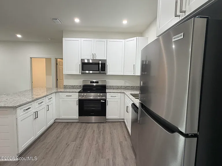 656 Ridge Rd — Photo 9