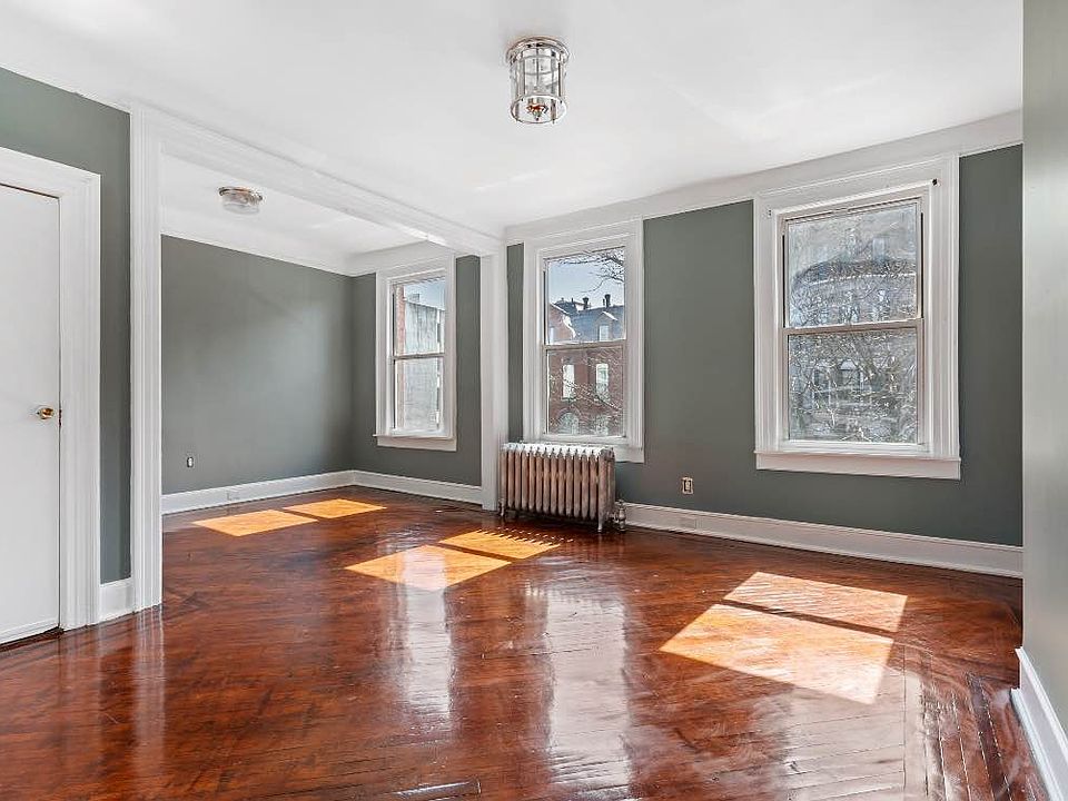1st image of 69 Herkimer St #2