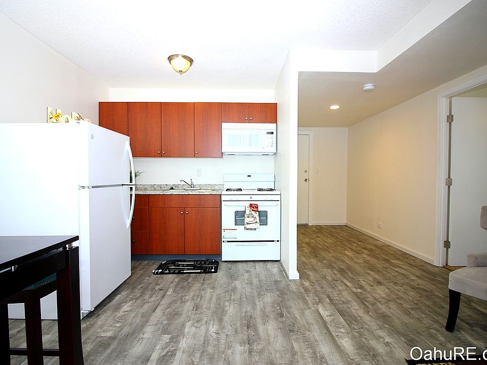 1st image of 620 Sheridan St APT 301