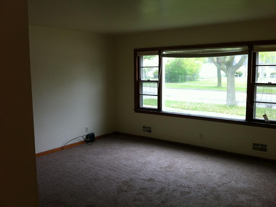 2nd image of 3703 W Florist Ave