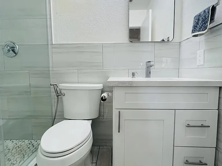 5895 Woodbine Pl — Photo 15