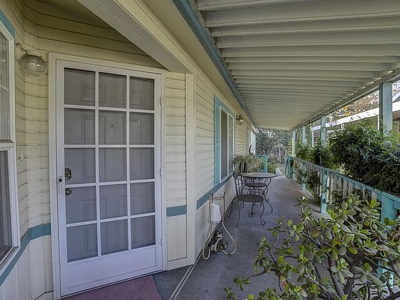 3rd image of 3166 Oakbridge Dr #3166