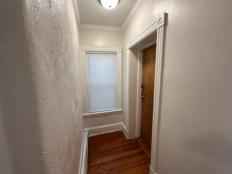 765 Broadway #6 — Photo 15
