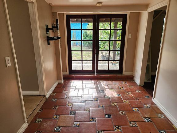 2nd image of 1507 W 99th St