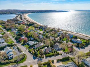 16 Harbor Dr, Sag Harbor, NY 11963