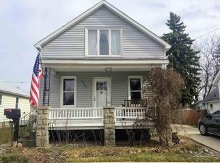 1405 Stanton St, Bay City, MI 48708