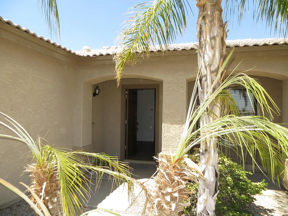 Building Photo - 9314 W Runion Dr