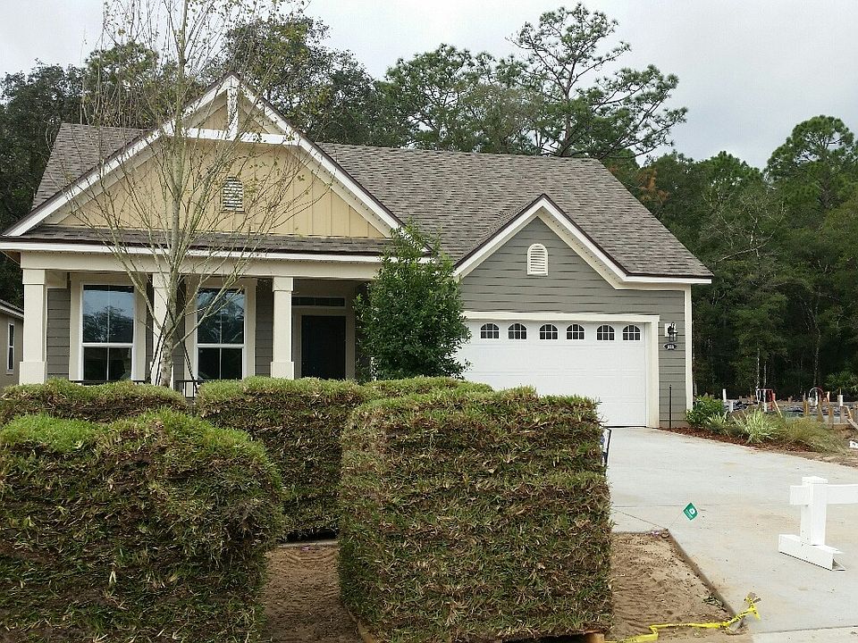 2nd image of 121 Lone Eagle Way