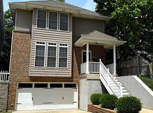 1617 Forest Ave #1, Saint Louis, MO 63139