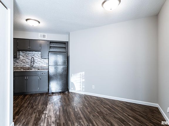 2nd image of 2618 W Willowlake Dr APT 234
