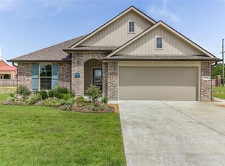 2248 N Savannah Lakes Dr, Lake Charles, LA 70607