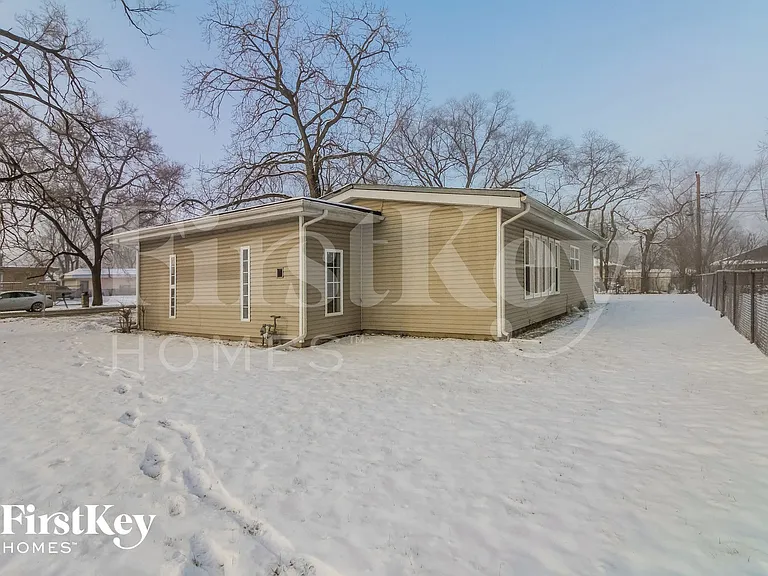 394 Sherman Ave — Photo 13
