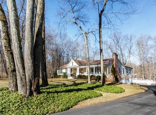 95 Wardwell Dr, New Canaan, CT 06840