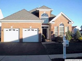 93 Draw Bridge Dr, Monroe Township, NJ 08831