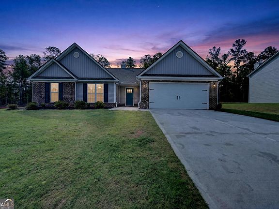 4th image of 421 Riley Cir NW