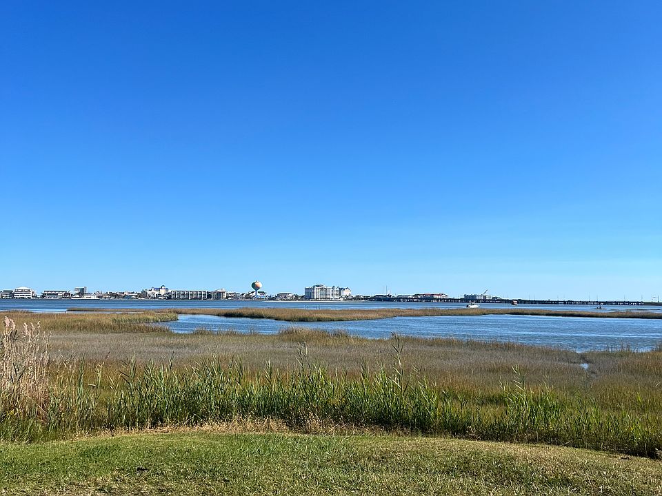 1st image of 12943 Horn Island Dr