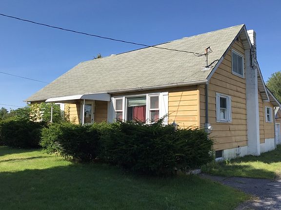 2nd image of 13 Hillside Dr