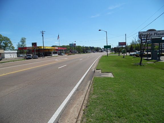 3rd image of 251 Highway 6 W