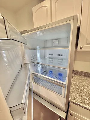 Rented by Douglas Elliman | media 14