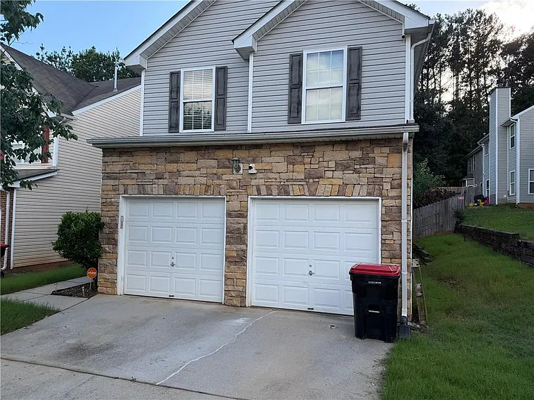5589 Grande River Rd — Photo 2