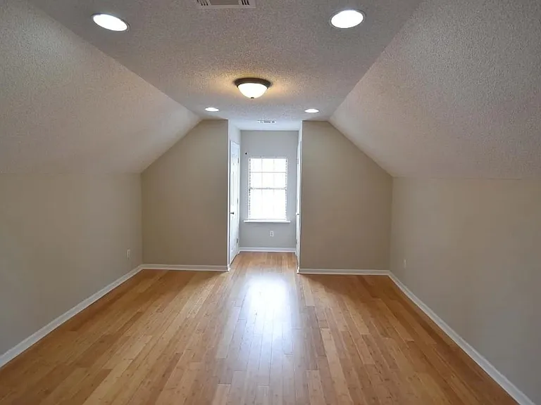 7605 Reese Rd — Photo 6