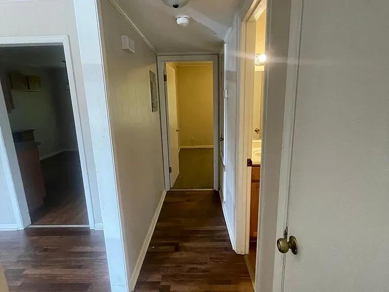 1705 Snowden Dr SE — Photo 9