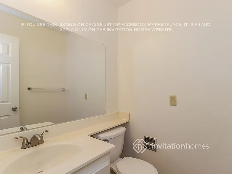 8186 Devon Park Ct — Photo 15