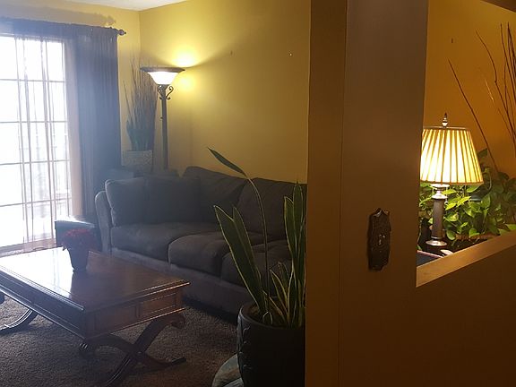 5th image of 1060 N Farnsworth Ave APT 1306