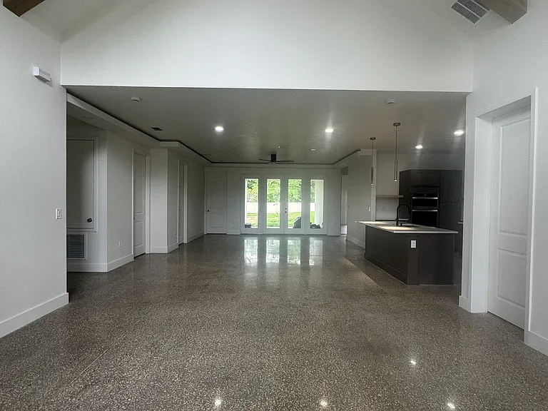 10501 Buck Rd — Photo 14