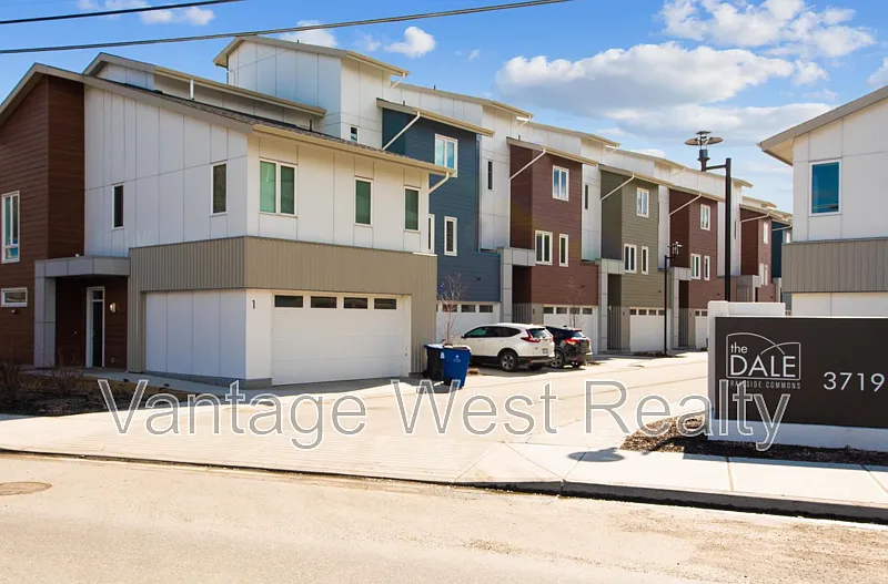 3719 Woodsdale Rd #2