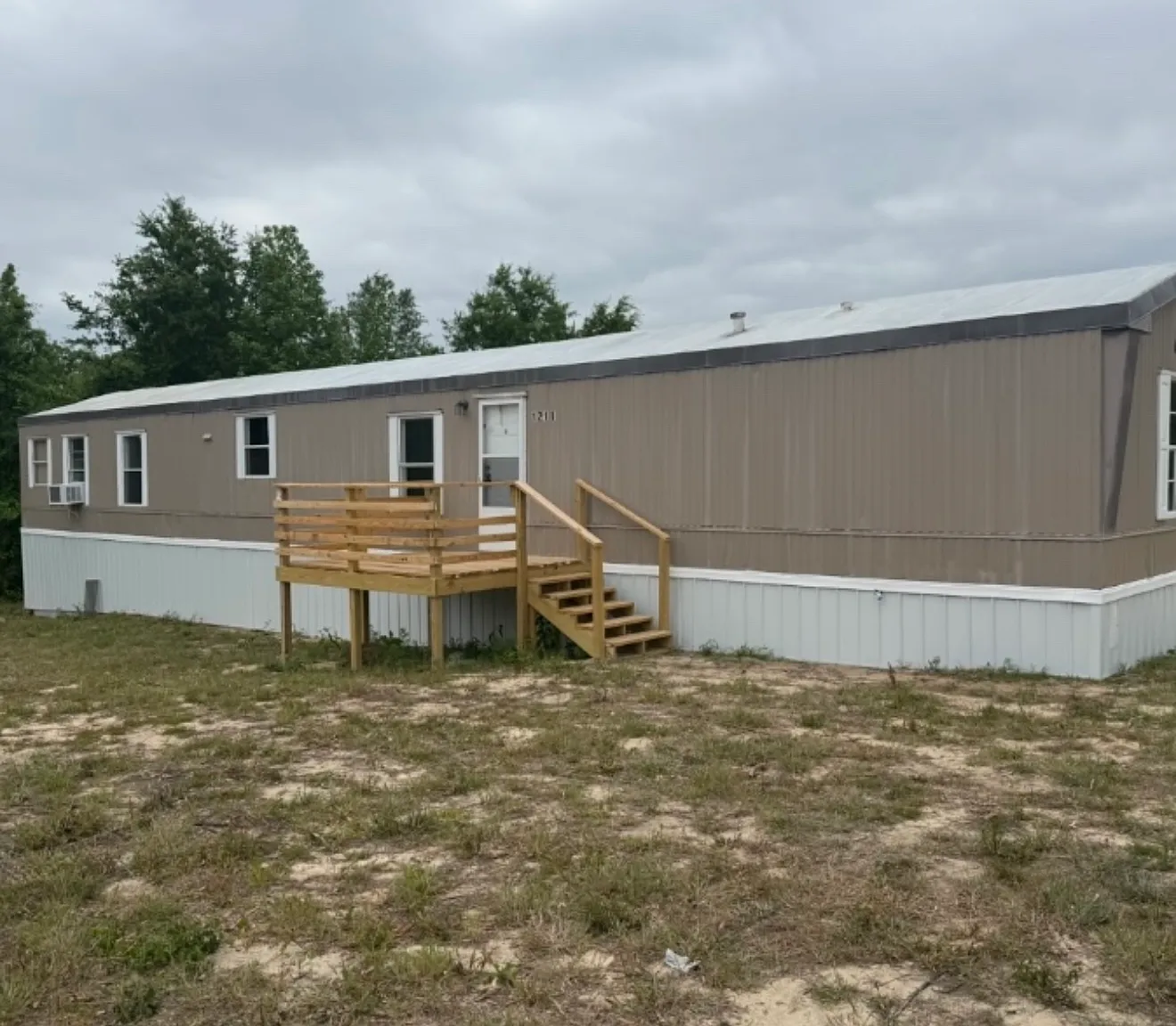 3 bed, 1280 sqft, $1,300 — Photo 4
