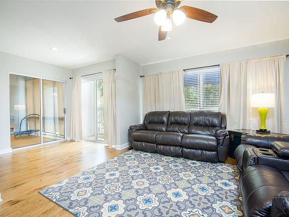 2nd image of 115 Pelican Pl