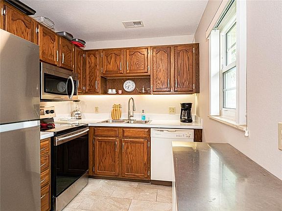 5th image of 43 Vista Gardens Trl APT 205
