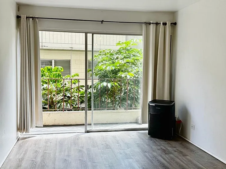 222 Kaiulani Ave #303 — Photo 7