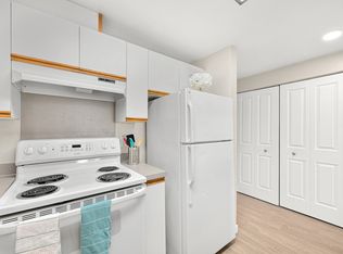 2611 W Maplewood Ave #206, Bellingham, WA 98225