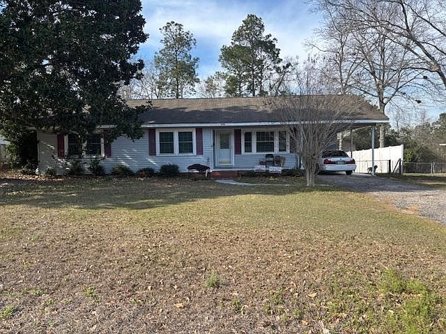 1st image of 609 Sanford Rd