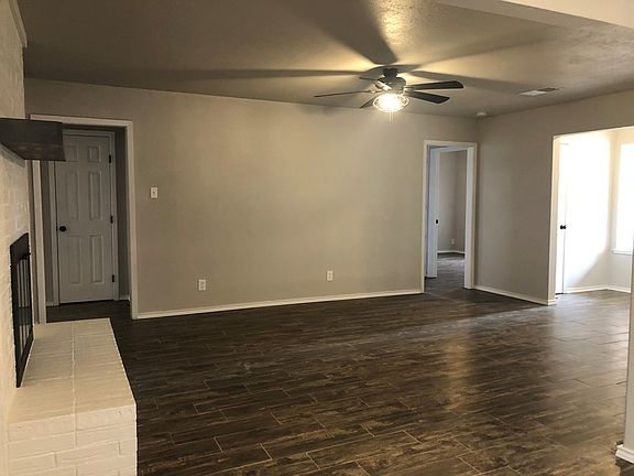 4th image of 3114 Woodlawn Dr