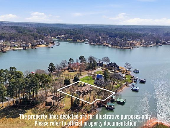 4th image of 236 Apache Rd