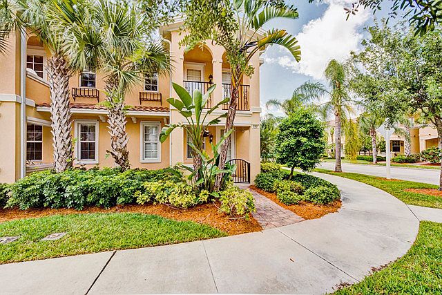 1st image of 5961 Giardino Ln
