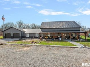 518 S Anderson St, Taylorville, IL