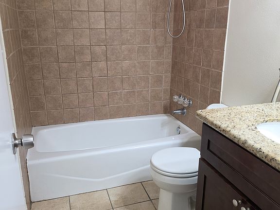 4th image of 112 Duke Dr